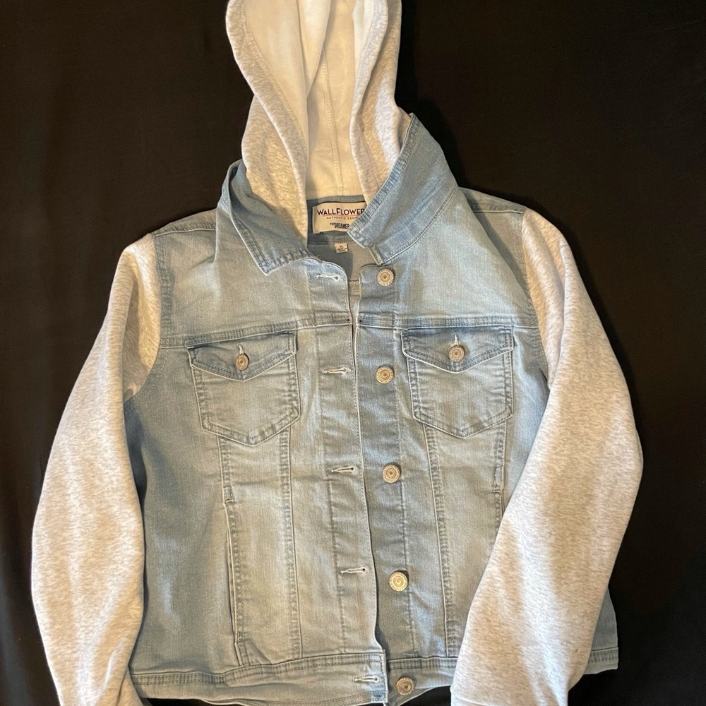 ❌SOLD❌ Willow Denim Jacket with Gray Sleeves